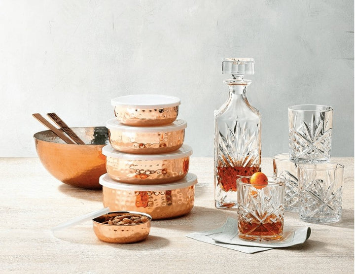 The Crystal Whisky Decanter Set - 4 Glasses and 1 Decanter | KitchBoom.